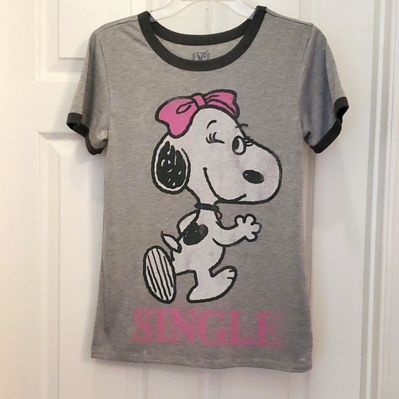 Peanuts Tops - NWOT Medium Juniors Snoopy Belle "Single" Heather Gray Soft Crewneck Tshirt